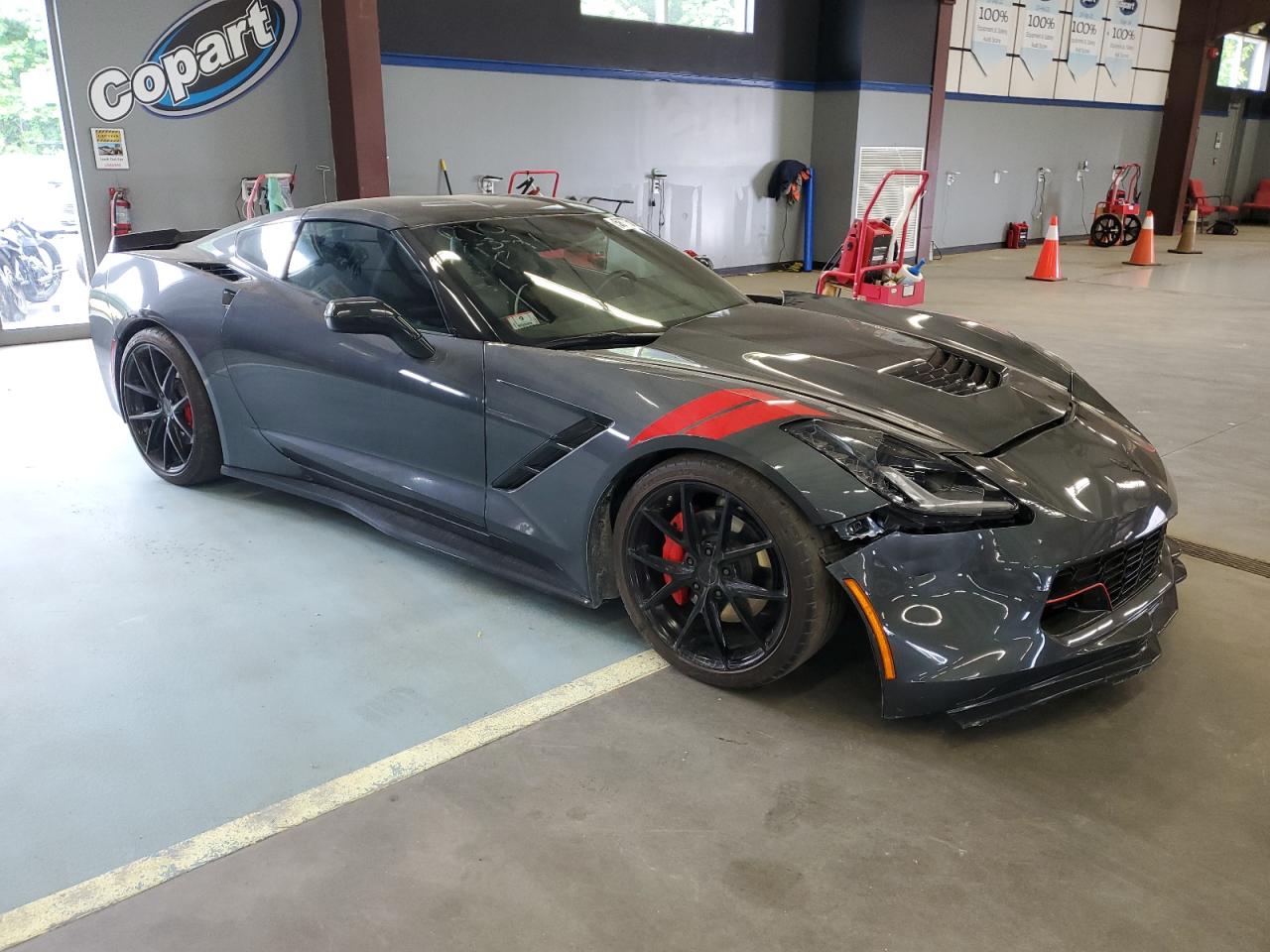 1G1YA2D7XJ5103720 2018 Chevrolet Corvette Stingray 1Lt