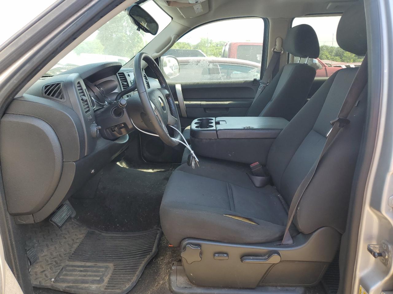 3GCPCSE06BG261674 2011 Chevrolet Silverado C1500 Lt