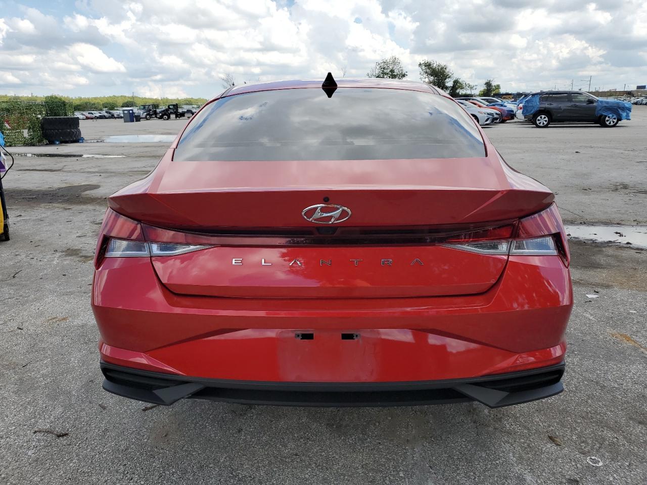 5NPLM4AGXNH061225 2022 Hyundai Elantra Sel