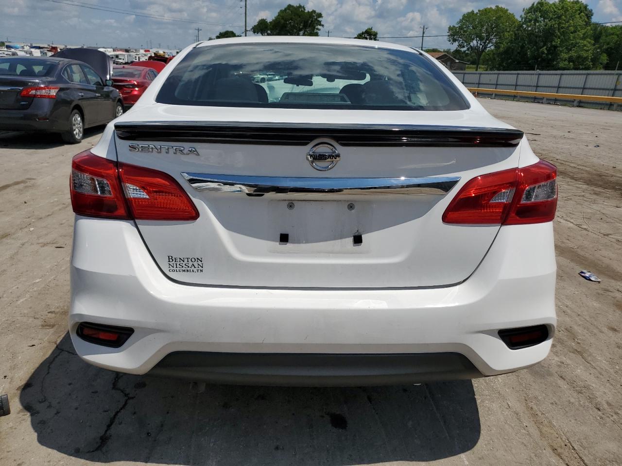 2018 Nissan Sentra S vin: 3N1AB7AP6JY327953