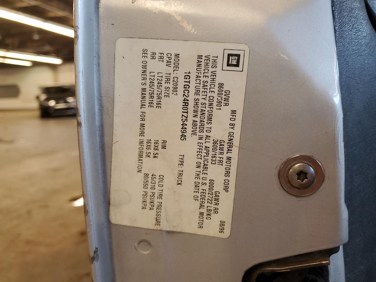 1GTGC24R0TZ544945 1996 GMC Sierra C2500