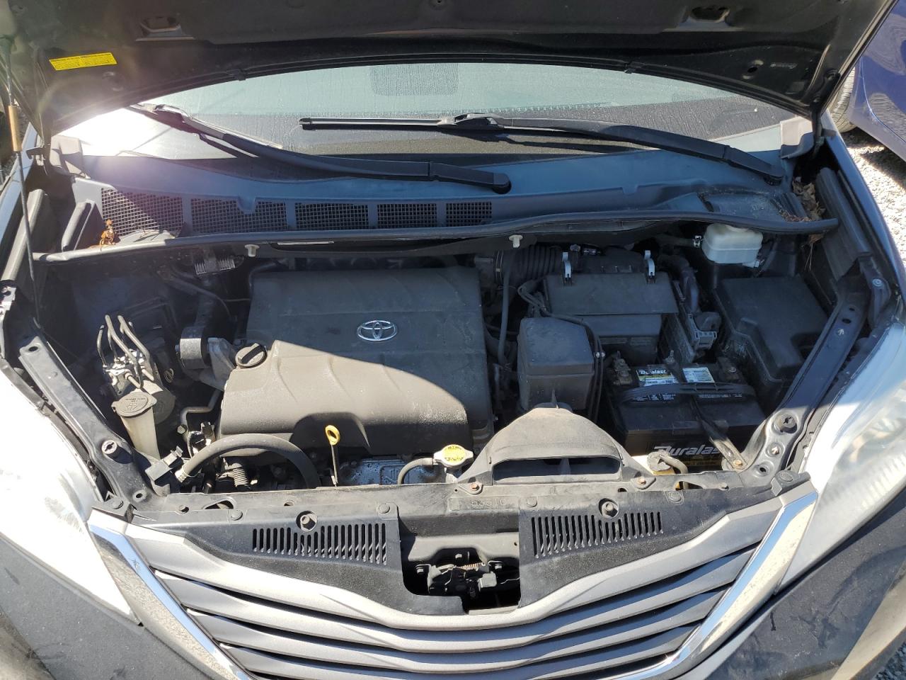 5TDYK3DC7ES466760 2014 Toyota Sienna Xle