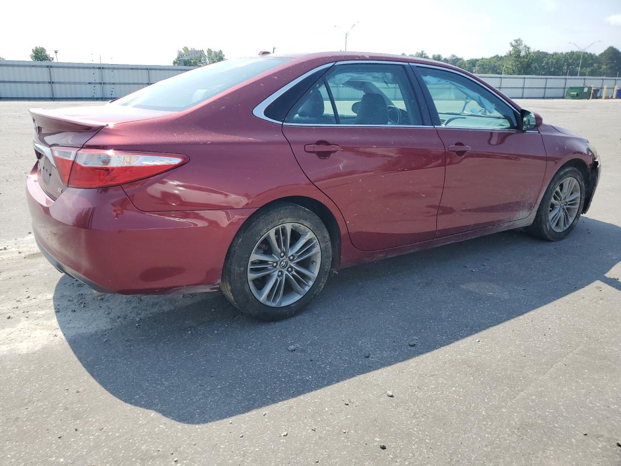 4T1BF1FK0FU953665 2015 Toyota Camry Le