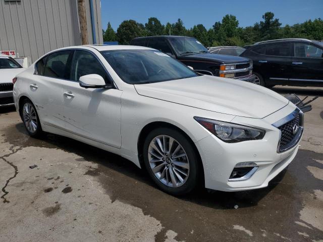  INFINITI Q50 2021 Белый