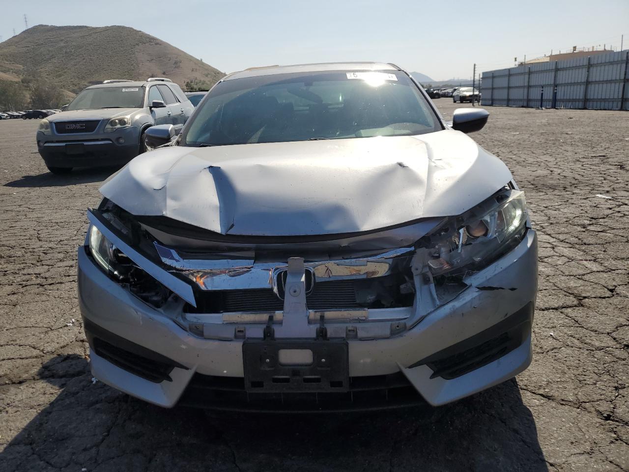 2HGFC2F76JH526665 HONDA CIVIC 2018