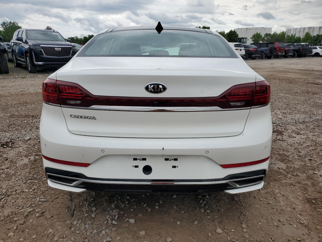 KNALC4J18L5219327 2020 Kia Cadenza Technology