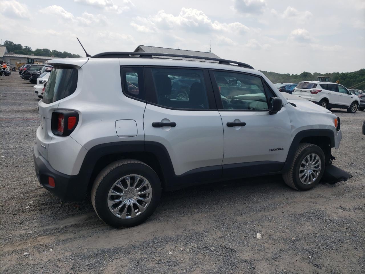 2015 Jeep Renegade Sport vin: ZACCJBATXFPC41095