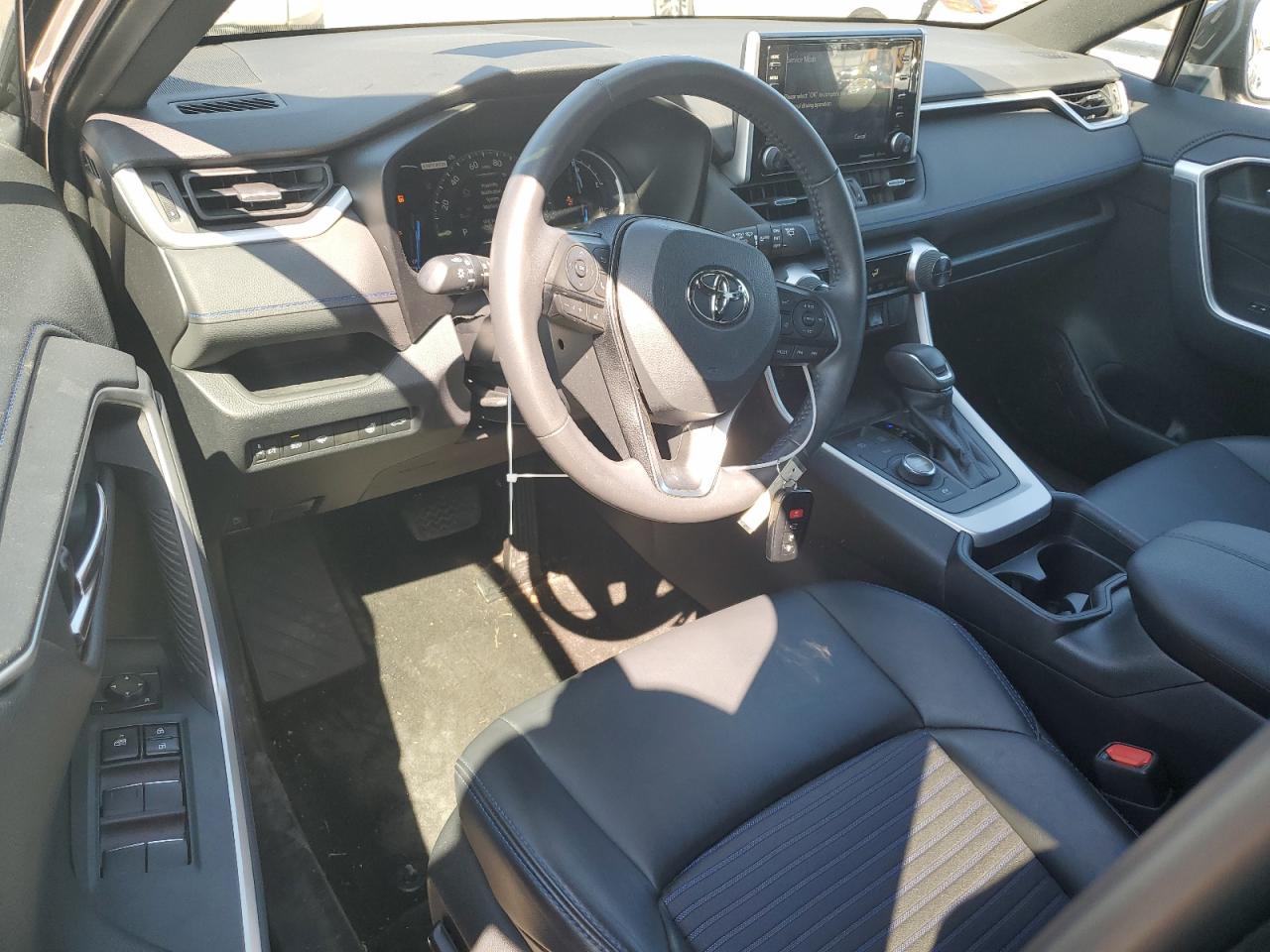 2T3EWRFV2LW047462 2020 Toyota Rav4 Xse