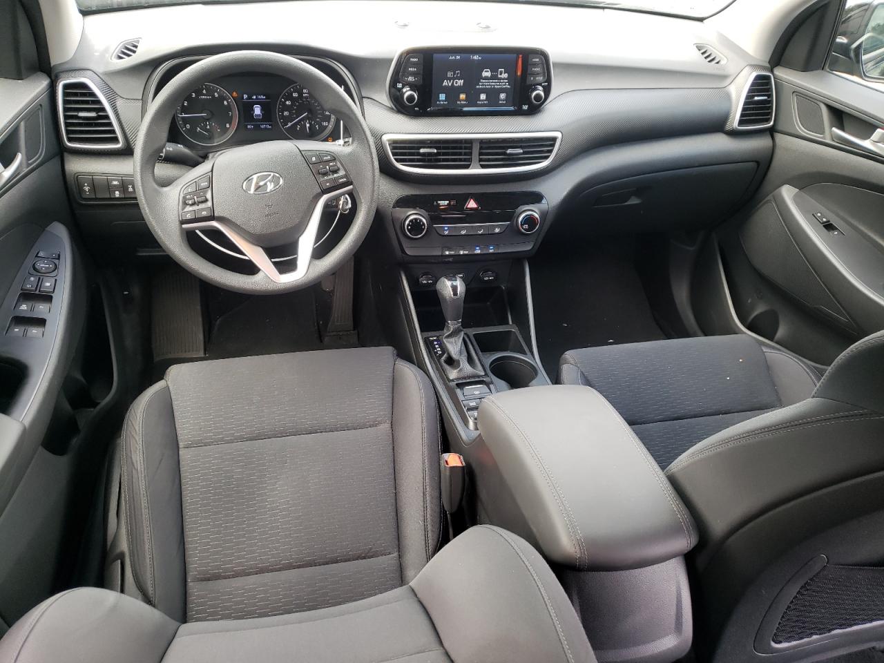 KM8J2CA40KU065794 2019 Hyundai Tucson Se