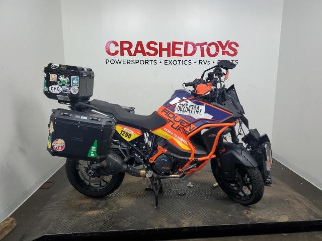 2022 KTM 1290 SUPER ADVENTURE S 2022