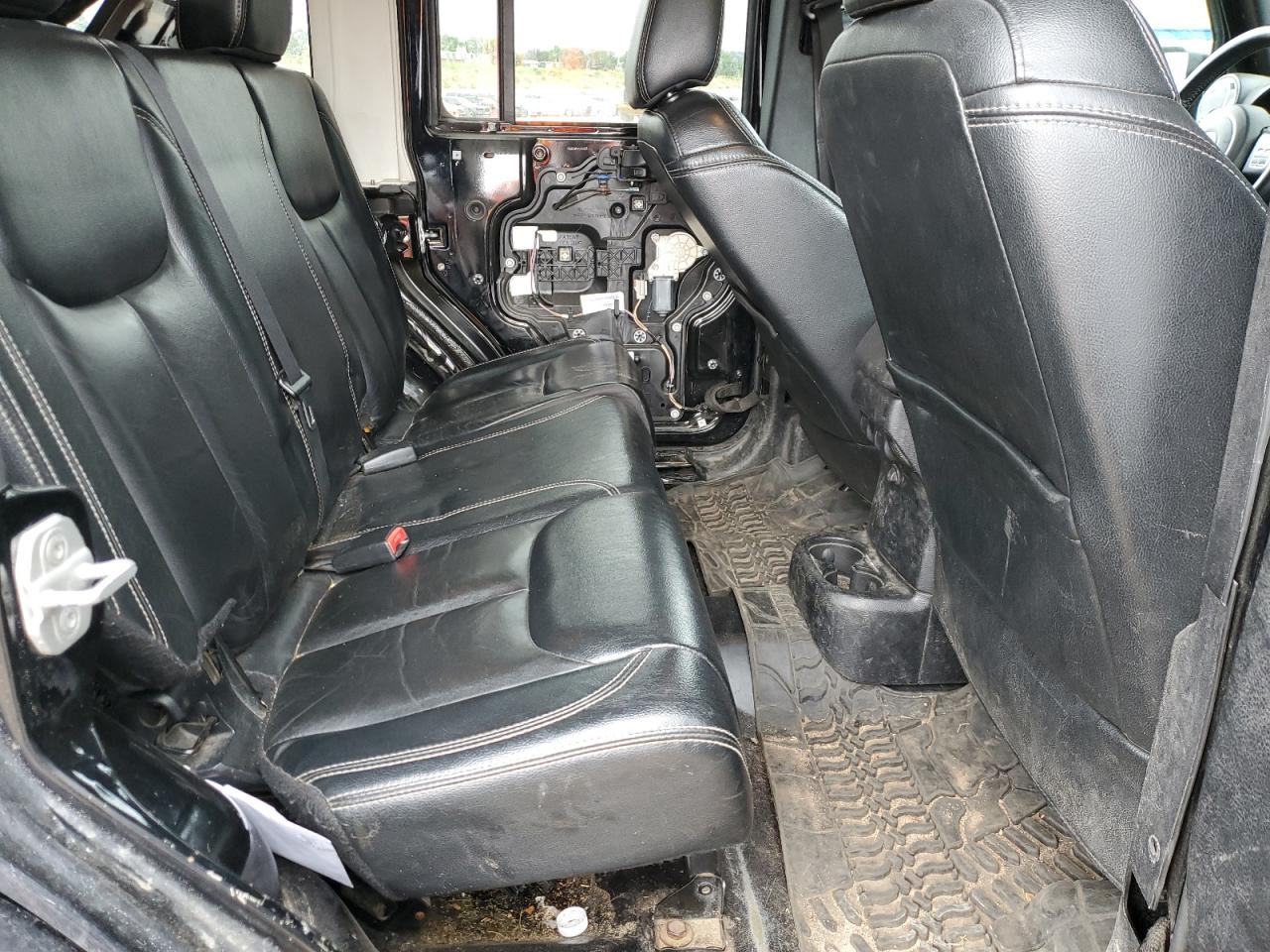 1C4BJWFG6DL578329 2013 Jeep Wrangler Unlimited Rubicon