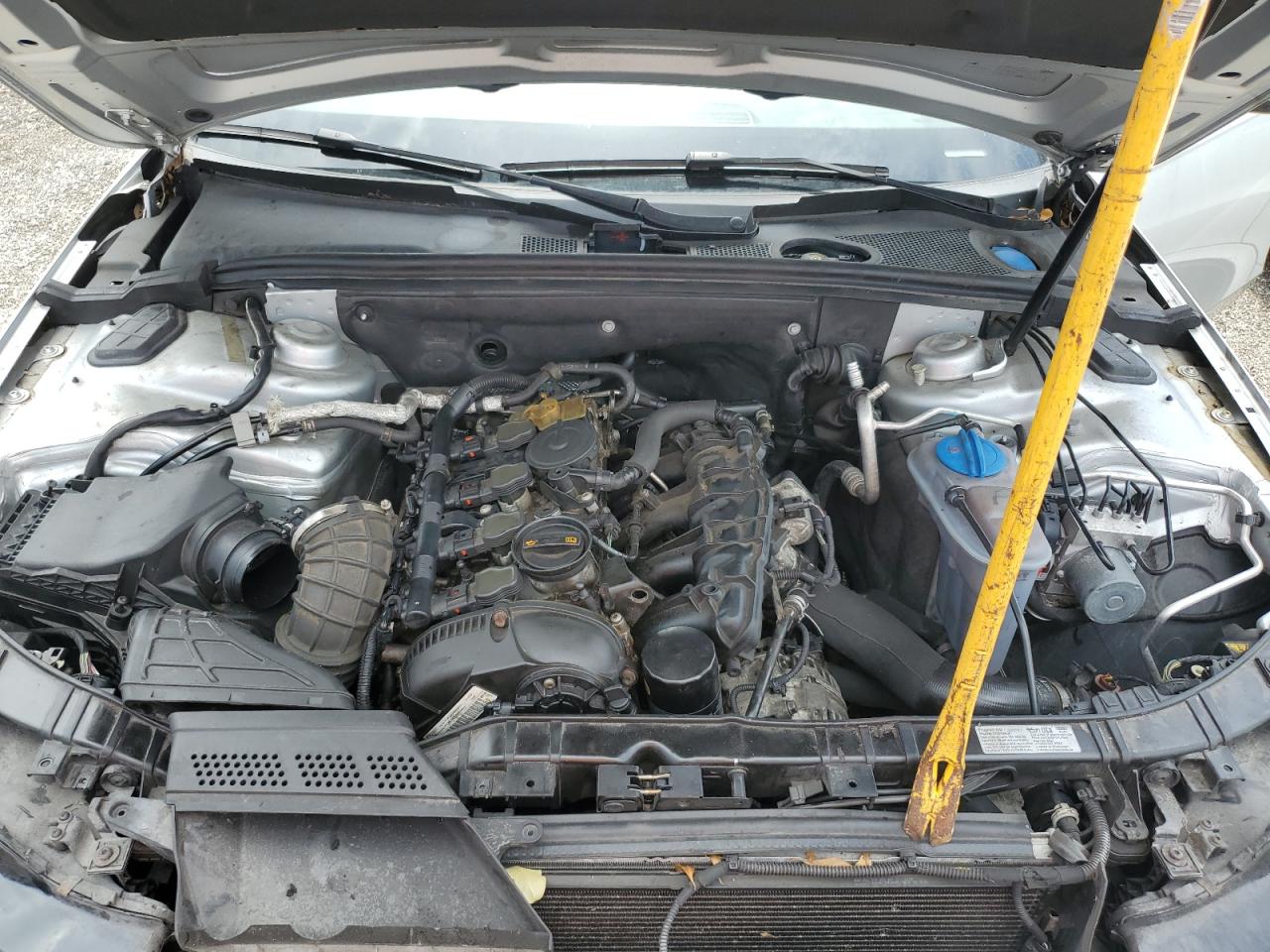 WAUAFAFLXEA011421 2014 Audi A4 Premium