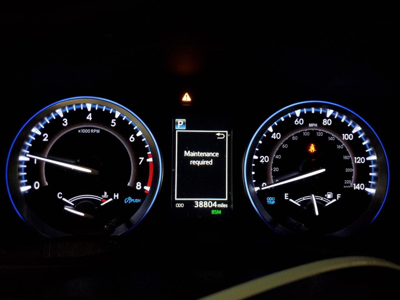 5TDJZRFH1KS622084 2019 Toyota Highlander Se