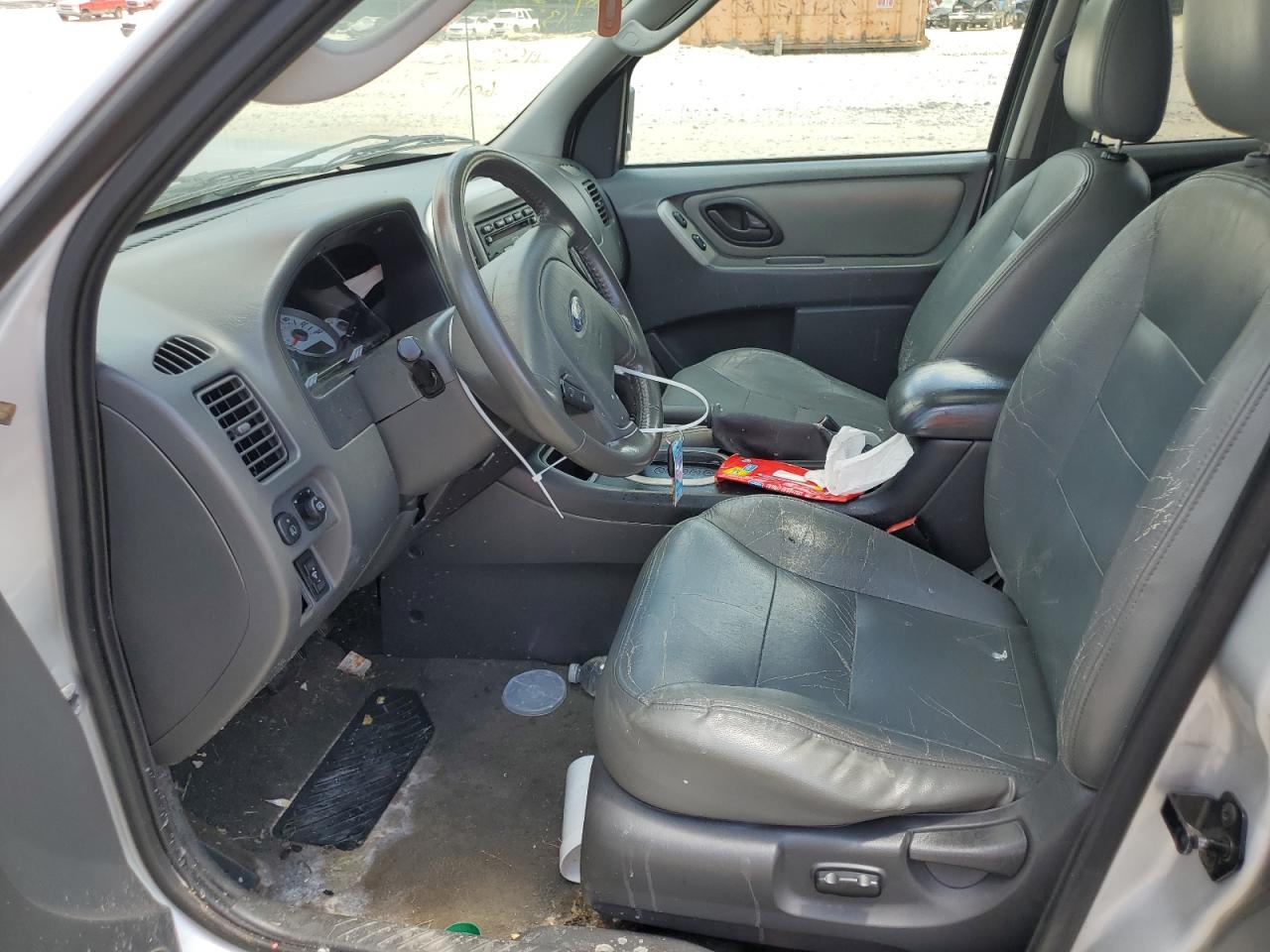 1FMCU03165KD87764 2005 Ford Escape Xlt