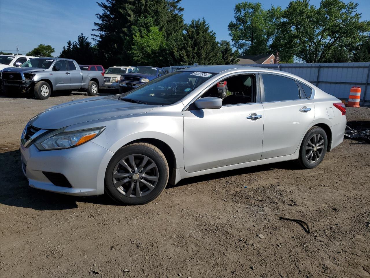 1N4AL3AP7GC275663 2016 Nissan Altima 2.5