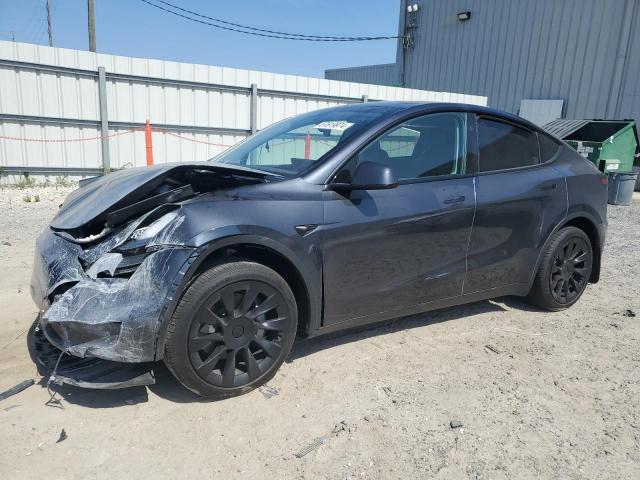 7SAYGDEE2RA225917 2024 Tesla Model Y