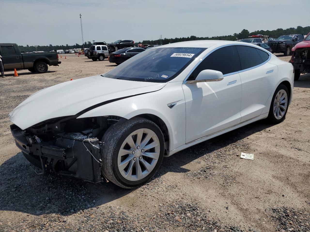 2016 Tesla Model S vin: 5YJSA1E1XGF158869