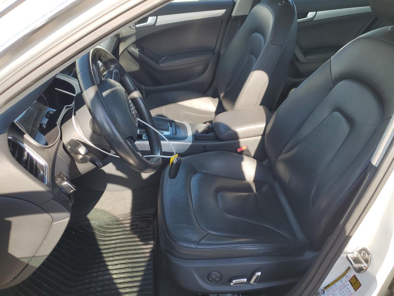 WAUBFAFL1EN025947 2014 Audi A4 Premium