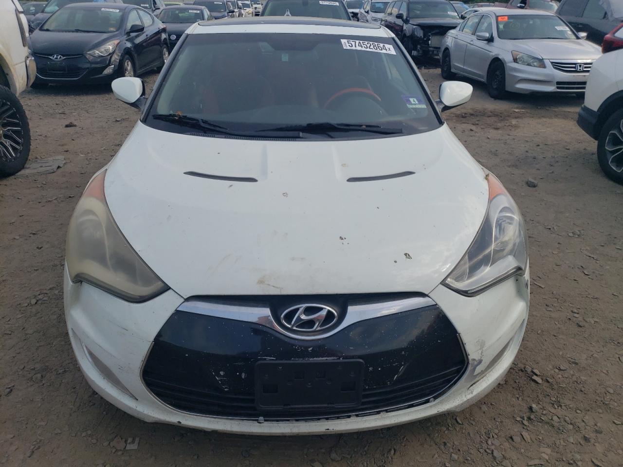 2012 Hyundai Veloster vin: KMHTC6AD1CU073640