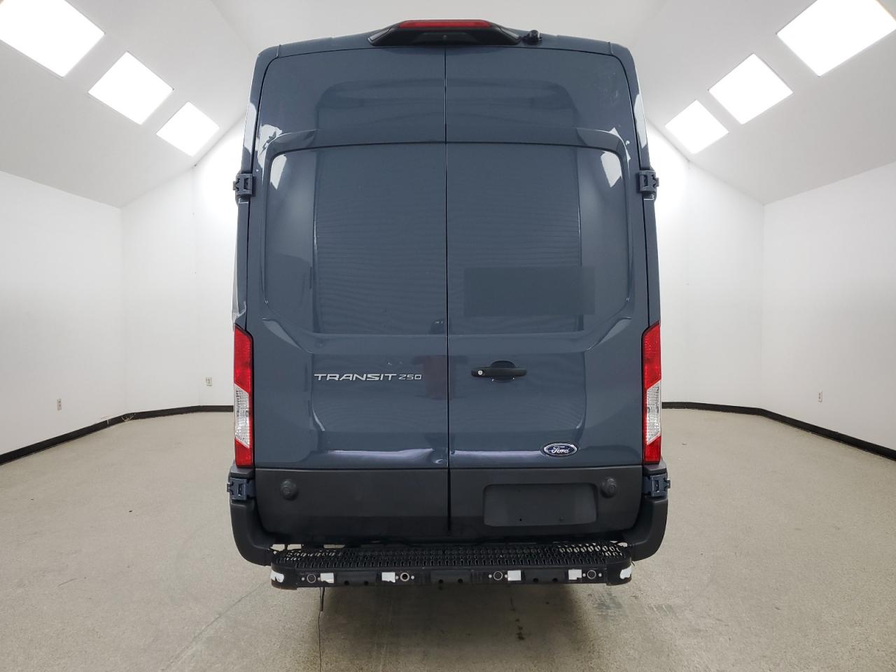 1FTBR3X87LKB26845 2020 Ford Transit T-250