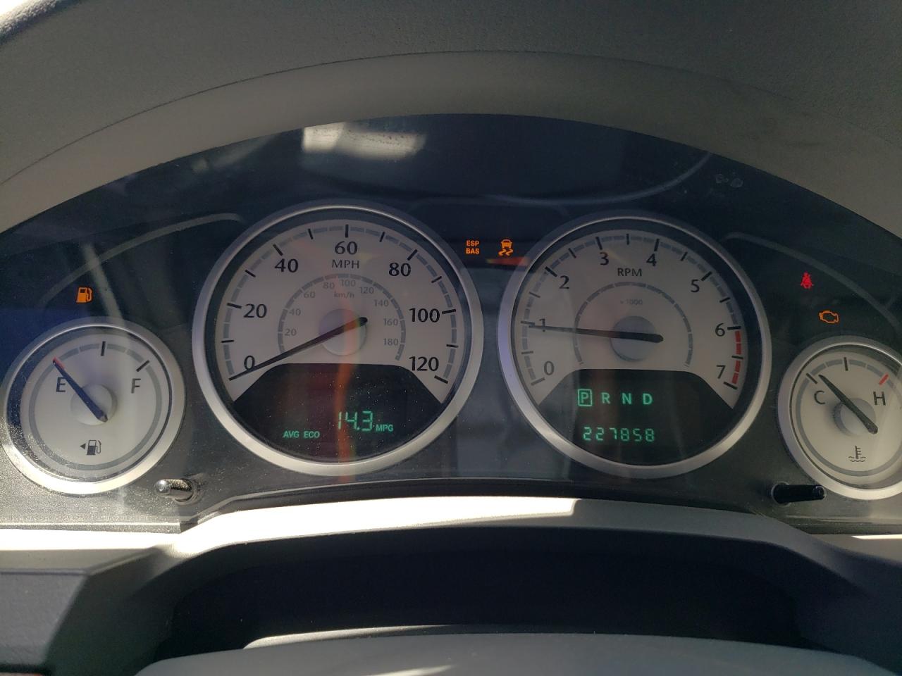 2A8HR54P18R731902 2008 Chrysler Town & Country Touring