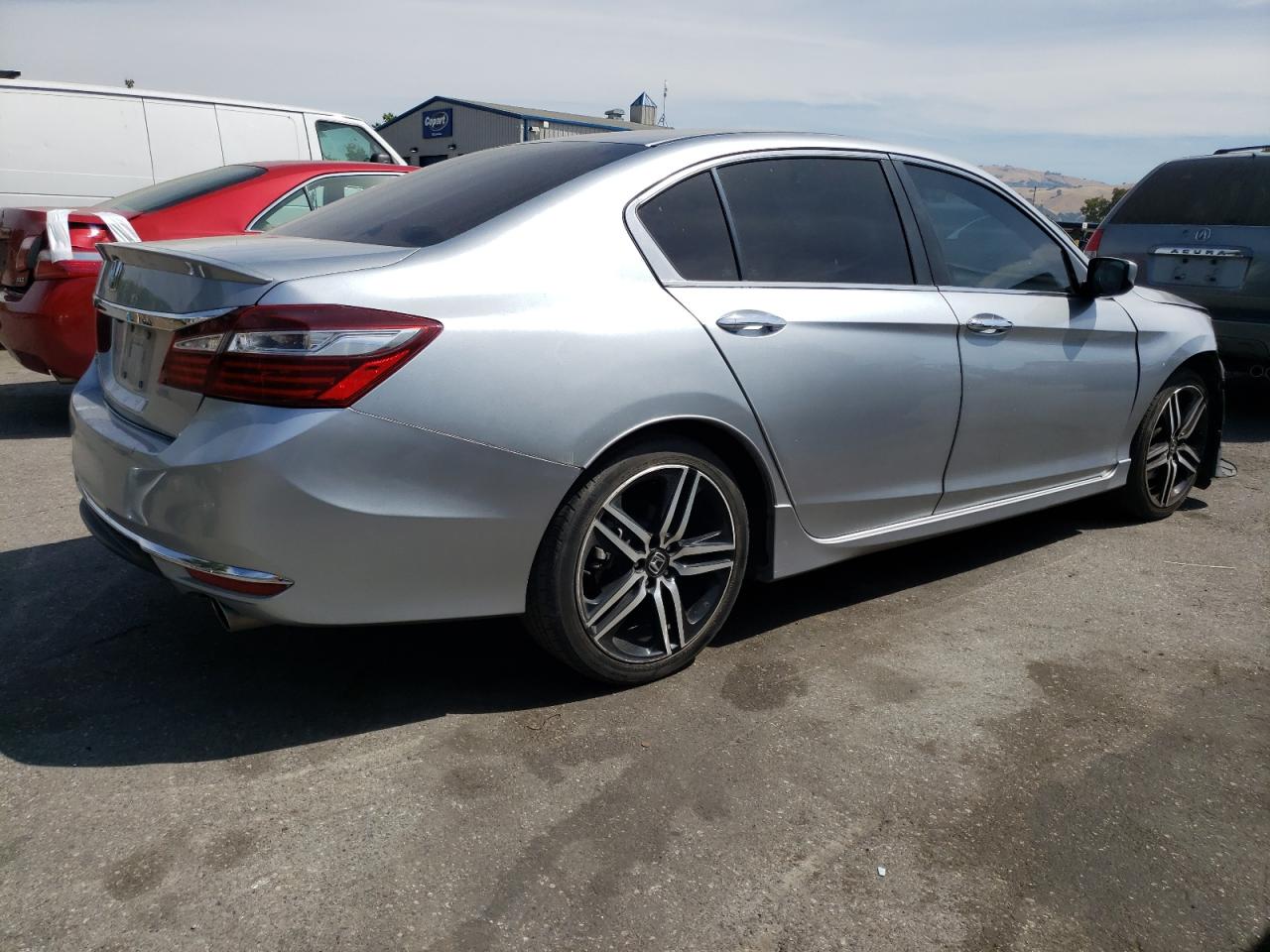 2017 Honda Accord Sport vin: 1HGCR2F58HA061590