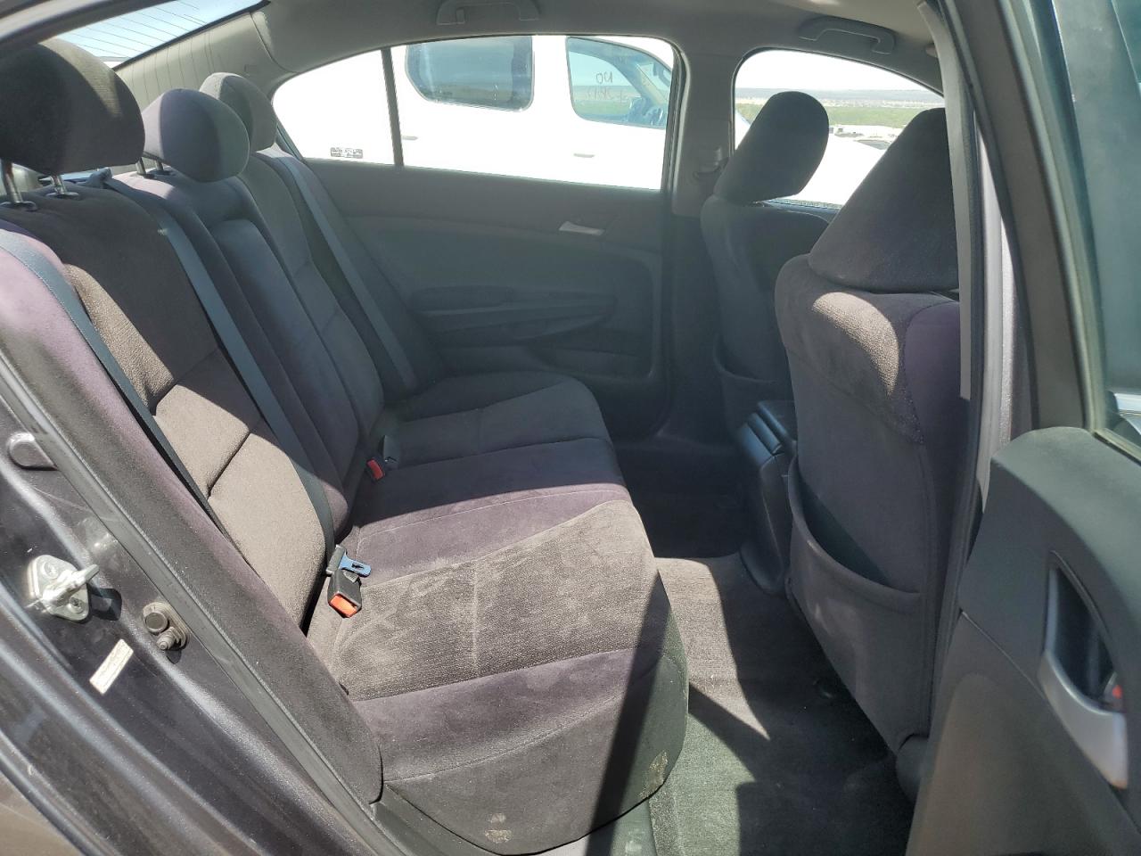 1HGCP2F34AA060916 2010 Honda Accord Lx