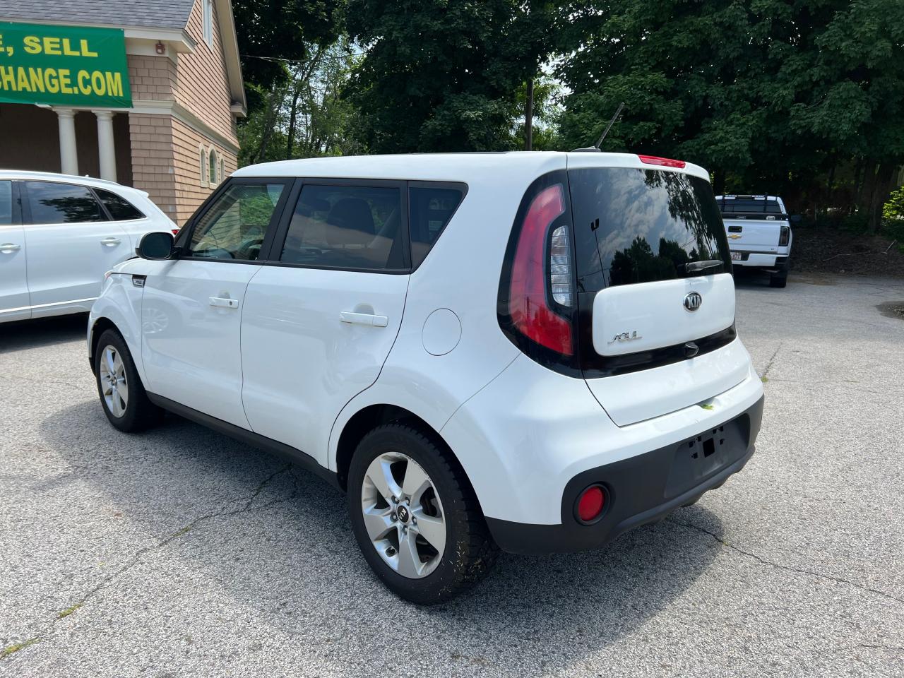 2019 Kia Soul vin: KNDJN2A20K7917211