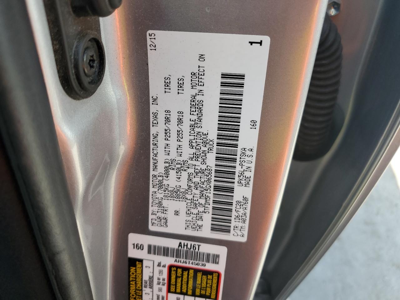 5TFDM5F15GX065687 2016 Toyota Tundra Crewmax Sr5