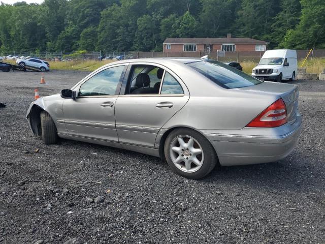 2003 Mercedes-Benz C 240 4Matic VIN: WDBRF81J93F372304 Lot: 59049614