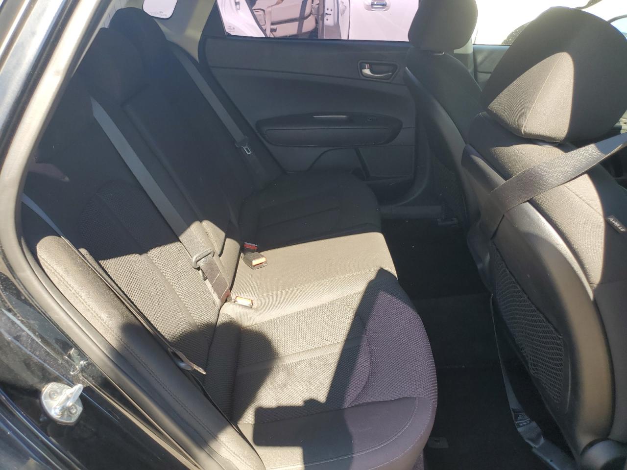 5XXGT4L32KG347141 2019 Kia Optima Lx