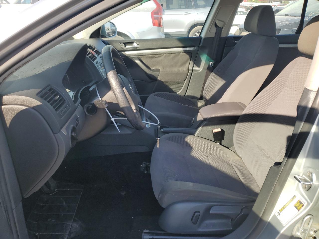 3VWHM71K88M005243 2008 Volkswagen Jetta S