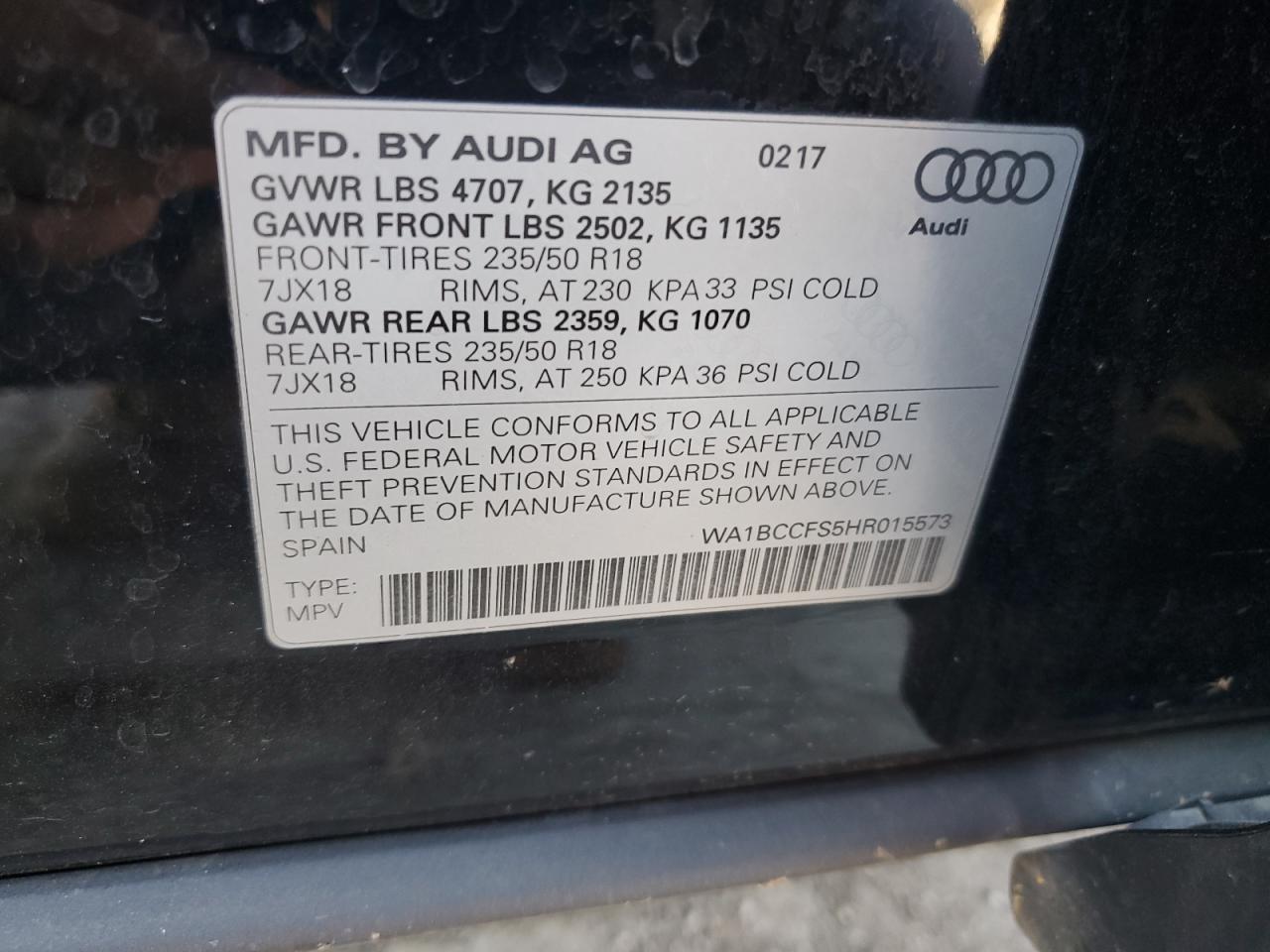 WA1BCCFS5HR015573 2017 Audi Q3 Premium