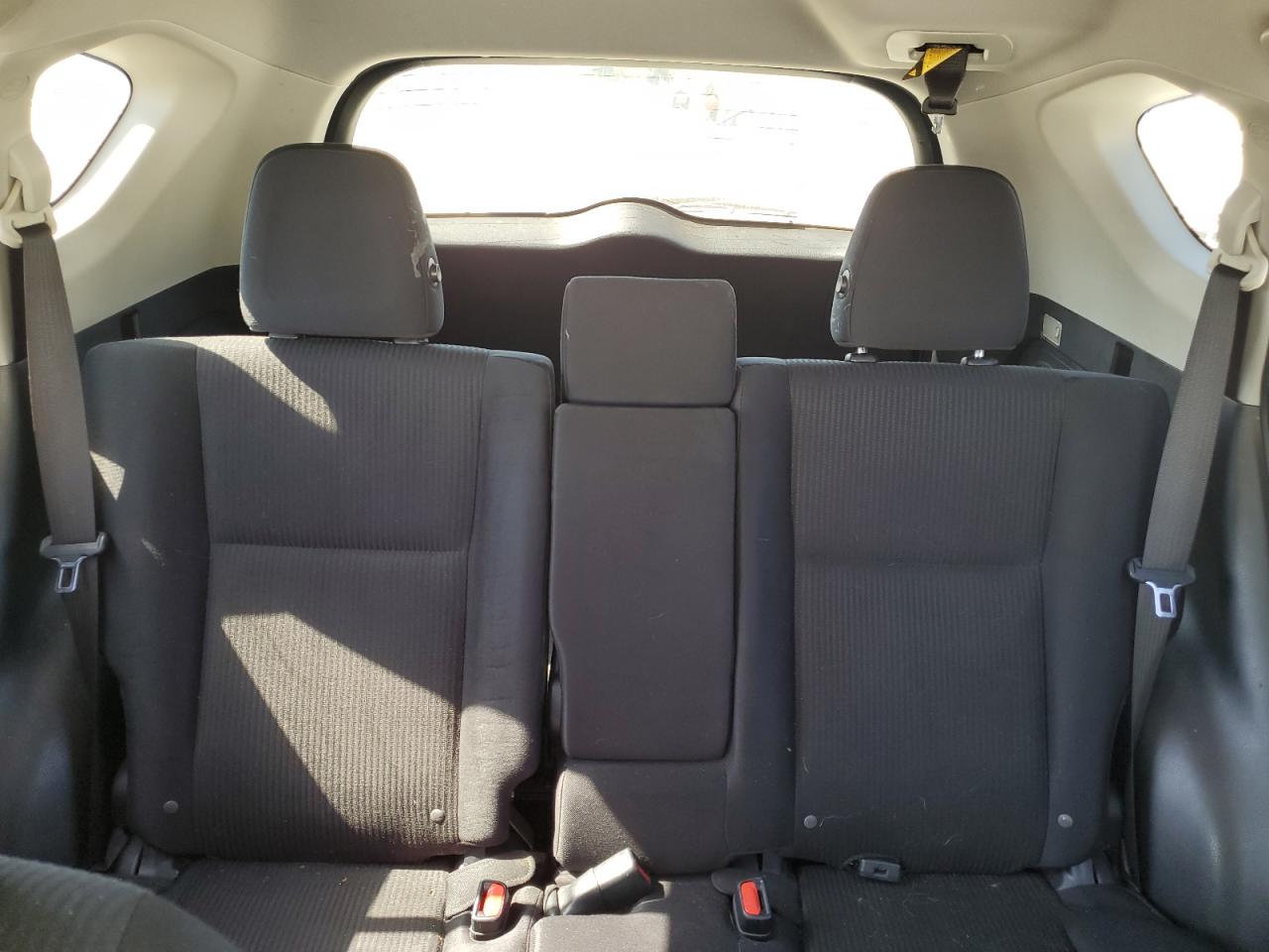 JTMZFREV8HJ703978 2017 Toyota Rav4 Le