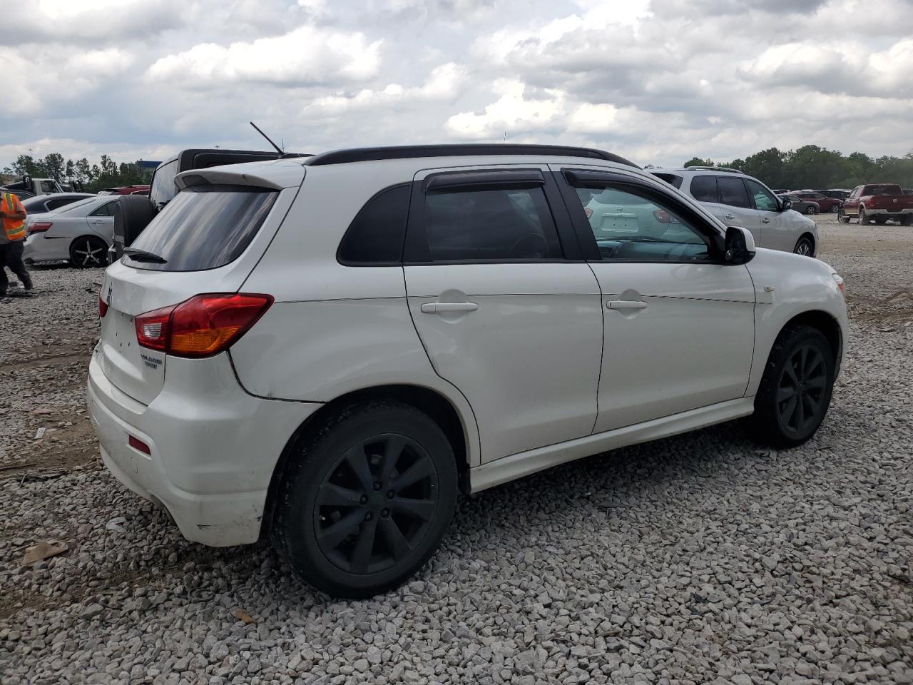 JA4AP4AU3CZ010962 2012 Mitsubishi Outlander Sport Se