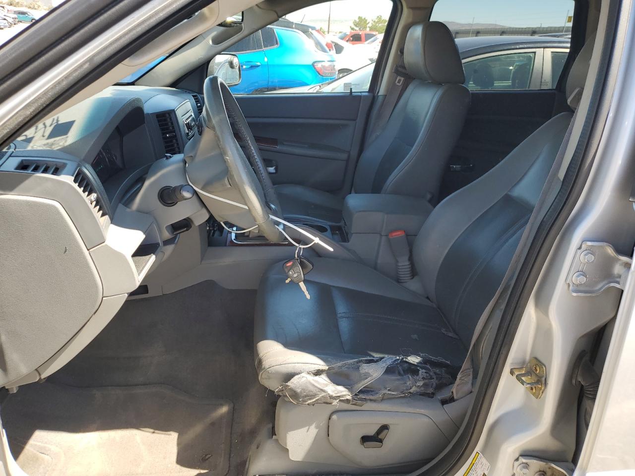 1J4HR58N65C628845 2005 Jeep Grand Cherokee Limited