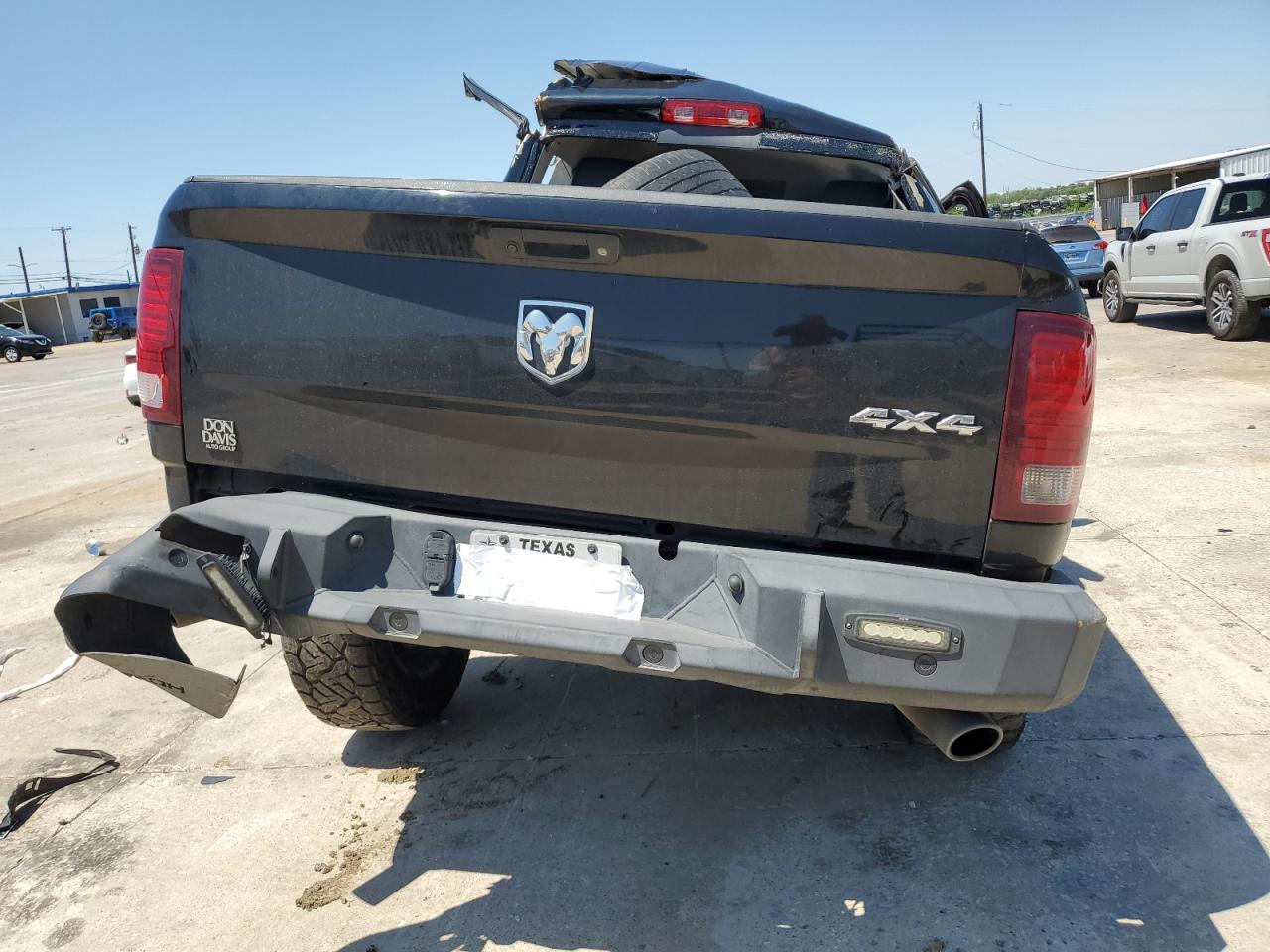 1C6RR7MT0FS619745 2015 Ram 1500 Sport