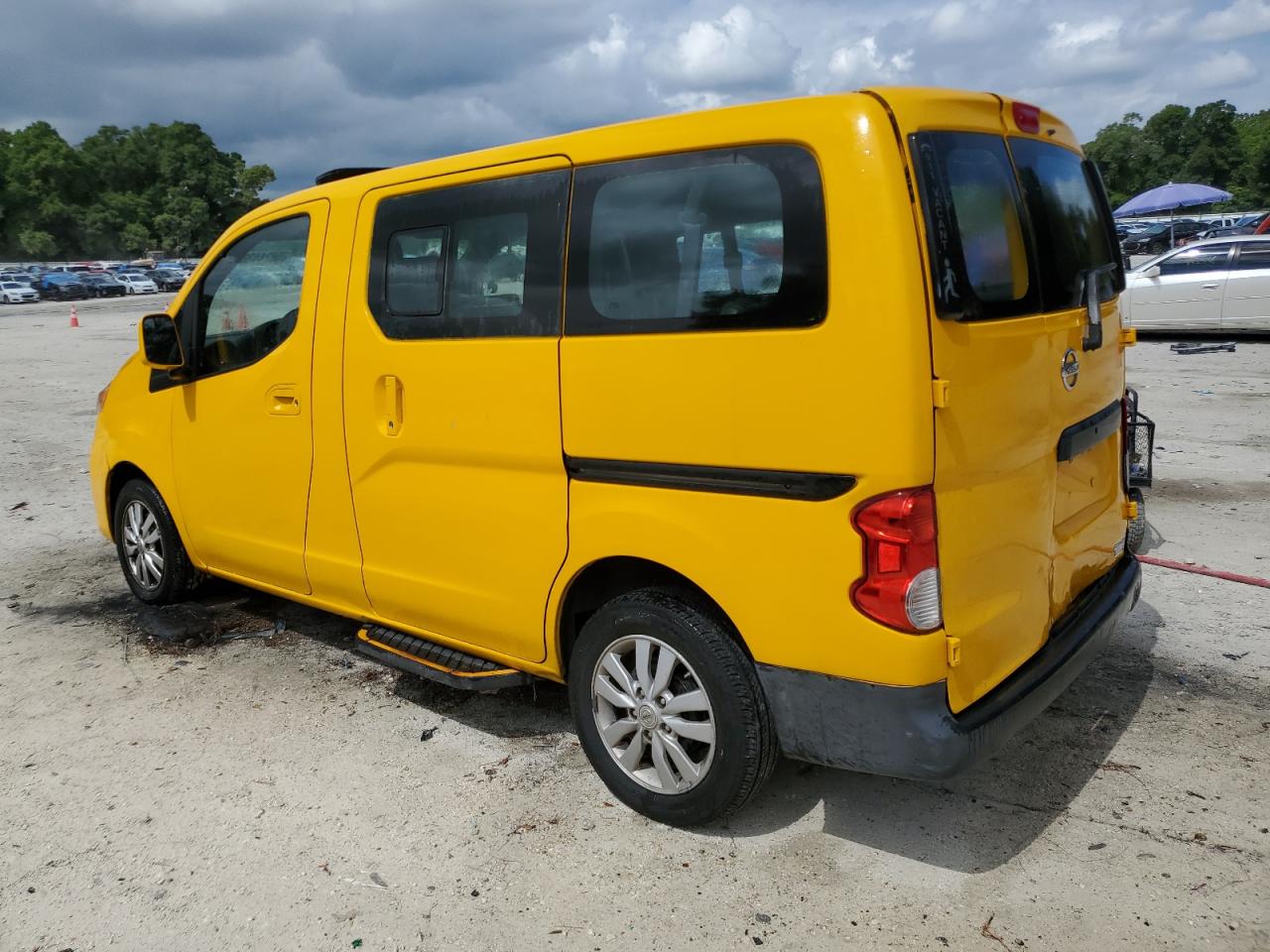 3N8CM0JT2EK690137 2014 Nissan Nv200 Taxi