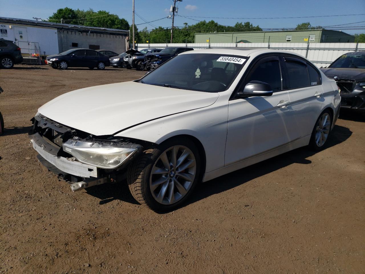 WBA3B9C55DJ437122 2013 BMW 335 Xi