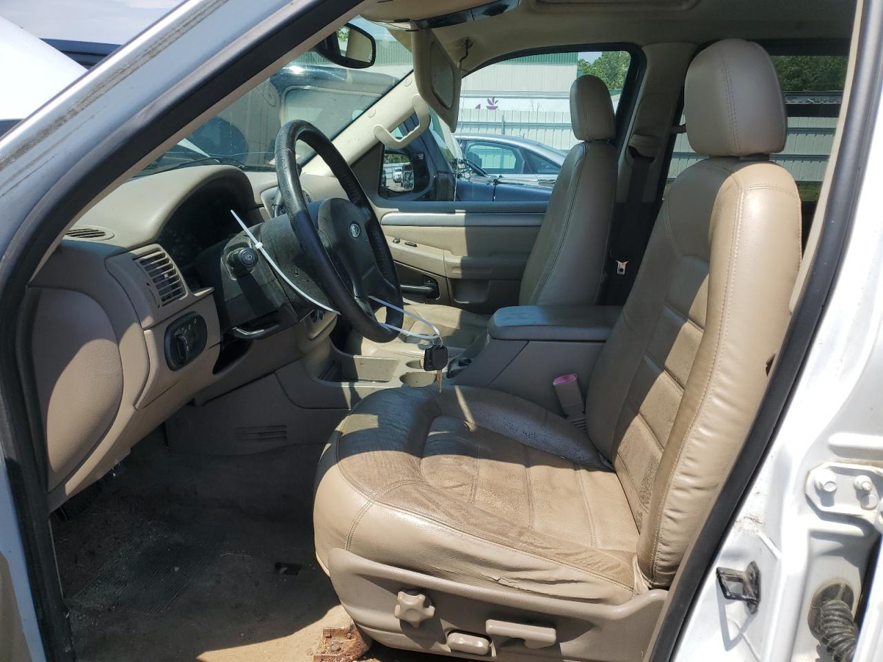 1FMZU73E74UC23030 2004 Ford Explorer Xlt