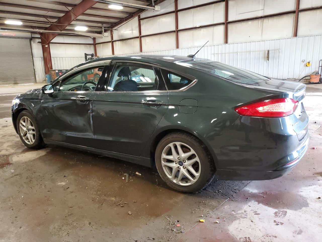 1FA6P0H73G5111085 2016 Ford Fusion Se