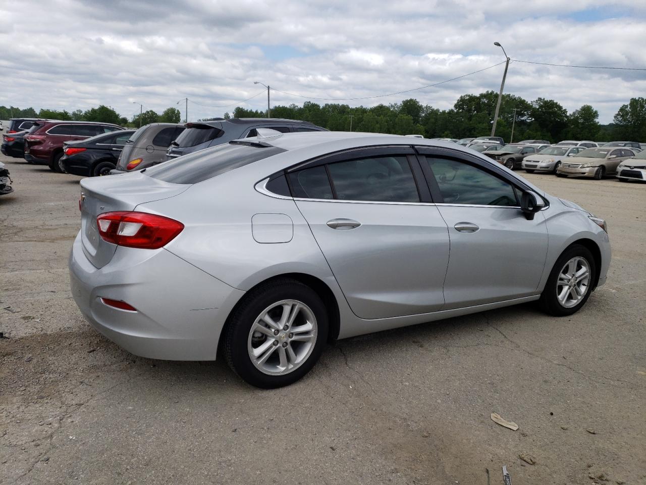 Lot #2723481830 2017 CHEVROLET CRUZE LT