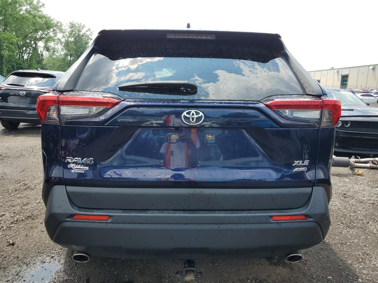 JTMA1RFV1KJ007660 2019 Toyota Rav4 Xle Premium