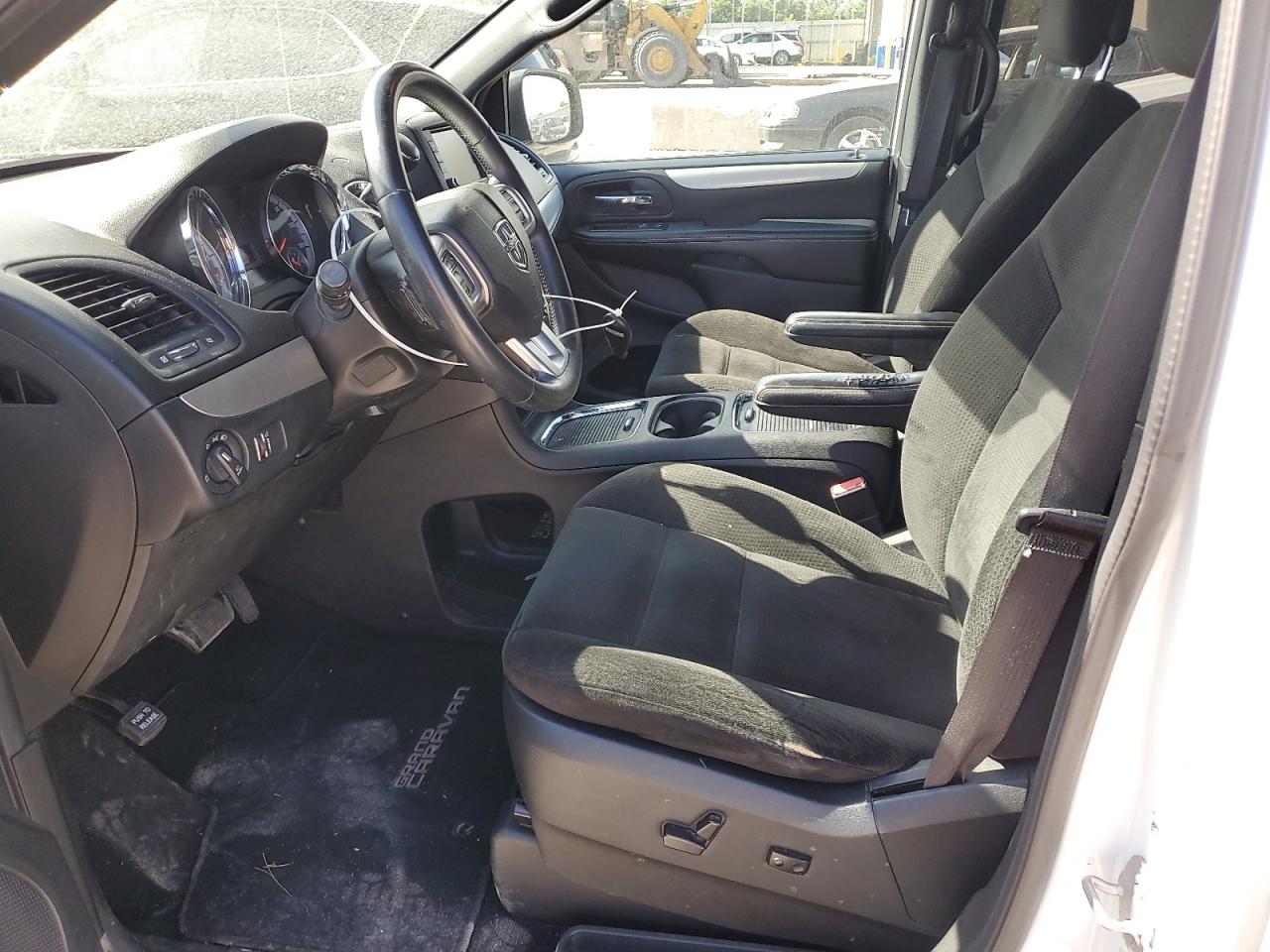 2C4RDGCG1FR570469 2015 Dodge Grand Caravan Sxt