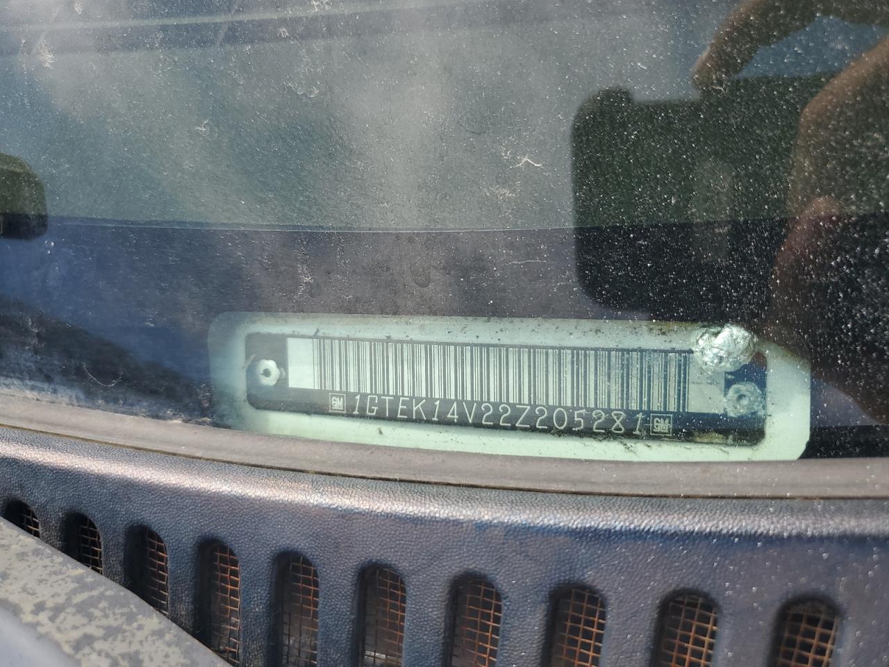 1GTEK14V22Z205281 2002 GMC New Sierra K1500