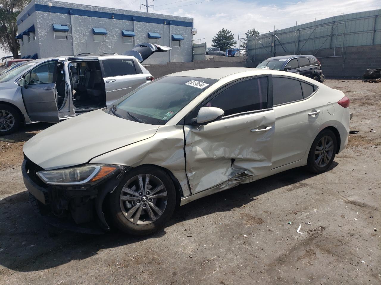 2018 Hyundai Elantra Sel vin: KMHD84LF7JU590656