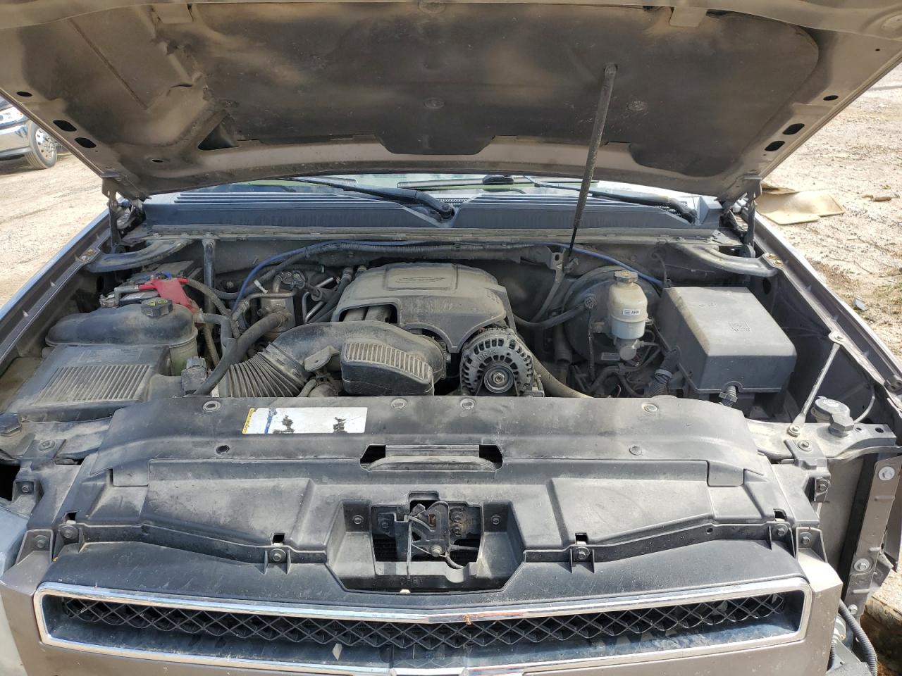 1GNSCAE05BR125046 2011 Chevrolet Tahoe C1500 Ls