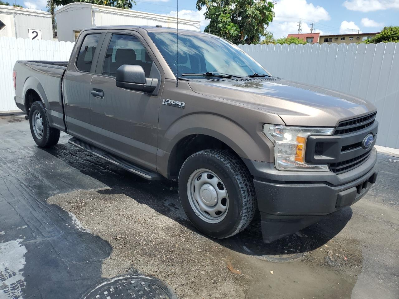 2019 Ford F150 Super Cab vin: 1FTEX1CP0KKE83349