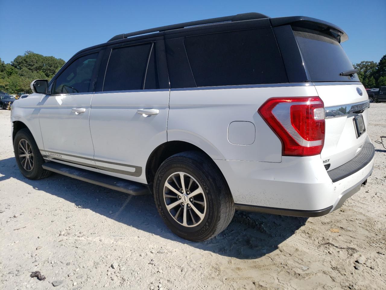 1FMJU1JT4KEA36444 2019 Ford Expedition Xlt