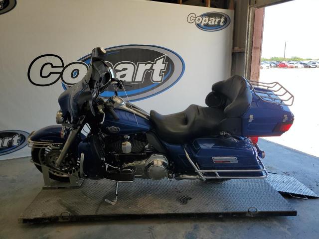2009 HARLEY-DAVIDSON FLHTCU 1HD1FC4139Y636674